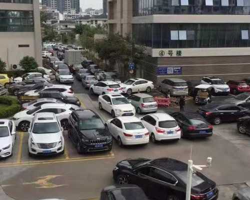 贵阳代孕网站 贵阳口碑好的不孕不育医院： ‘怀男孩的侧面肚型图’